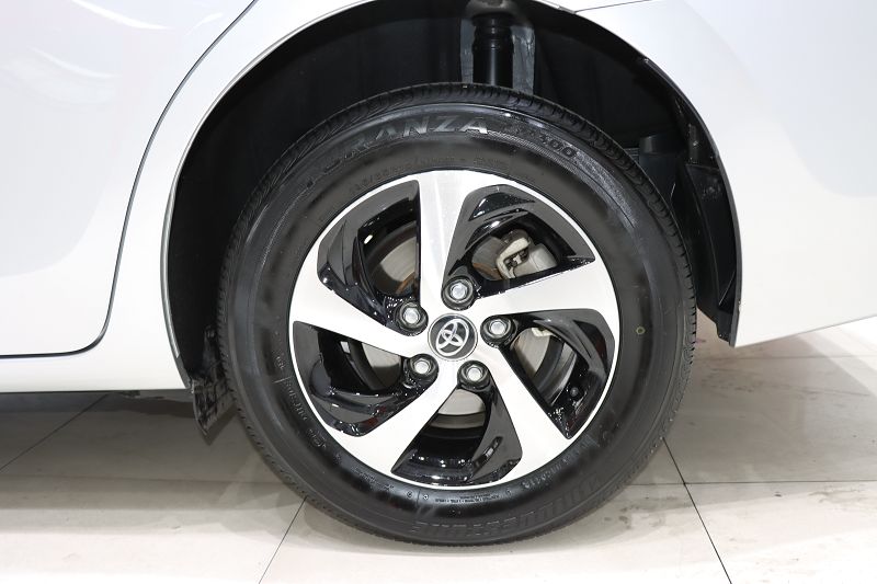 丰田 雷凌 2017款 改款 185T CVT精英版 国V