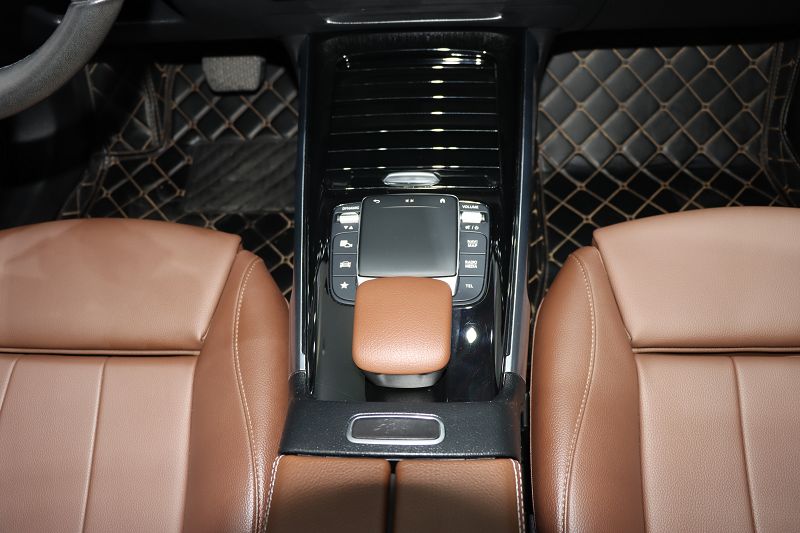 奔驰GLB级 2020款 GLB 180 时尚型