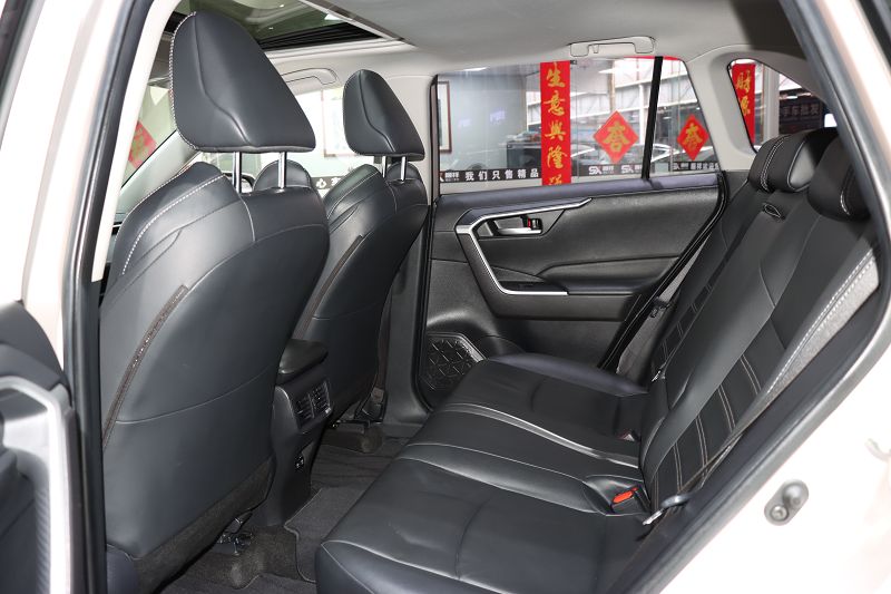 丰田 威兰达 2020款 2.0L CVT四驱豪华版