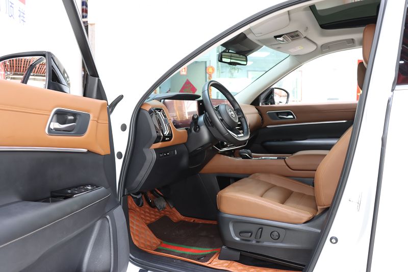 日产 探陆 2024款 380VC-TURBO 四驱智驾版 7座