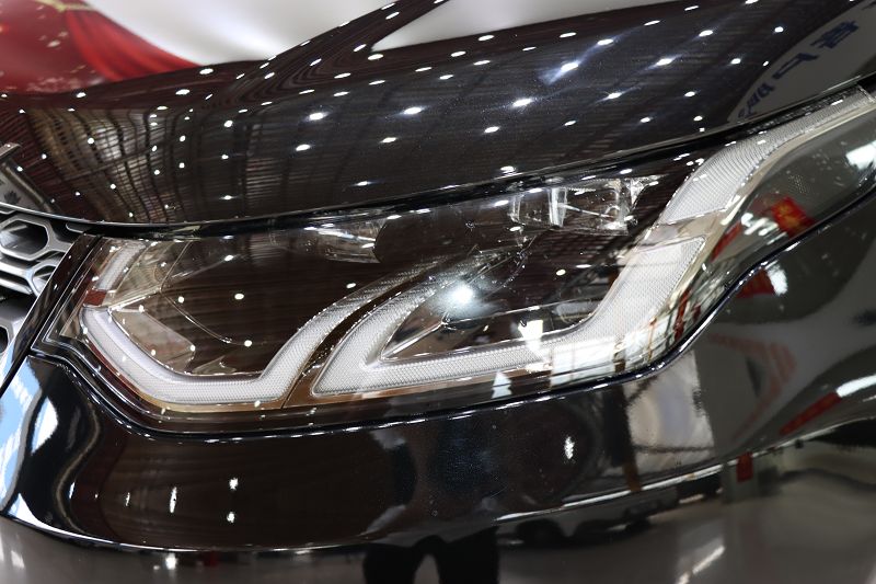 路虎 发现运动版 2020款 249PS R-Dynamic 性能科技版 7座