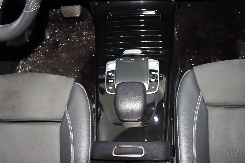 奔驰A级 2020款 A 200 L 运动轿车