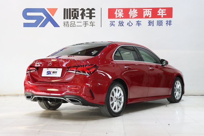 奔驰A级 2020款 A 200 L 运动轿车