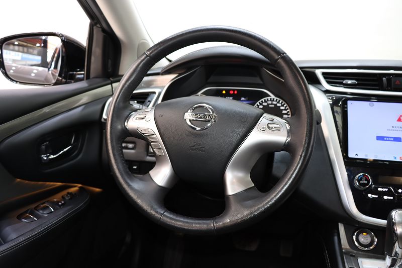 日产 楼兰 2021款 2.5L XL Plus 两驱智联领先版