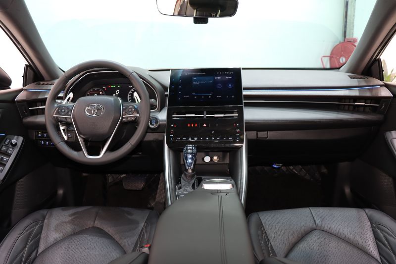 丰田亚洲龙 2022款 2.5L Touring尊贵版