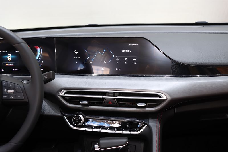 长安 逸动 2021款 PLUS 蓝鲸NE 1.4T GDI DCT尊贵型 国VI