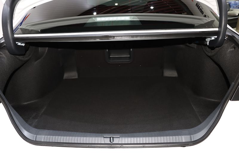 丰田 亚洲龙 2024款 2.0L 进取版