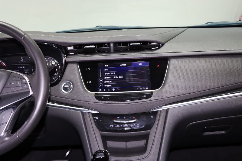 凯迪拉克XT5 2022款 2.0T 两驱豪华型 国VI