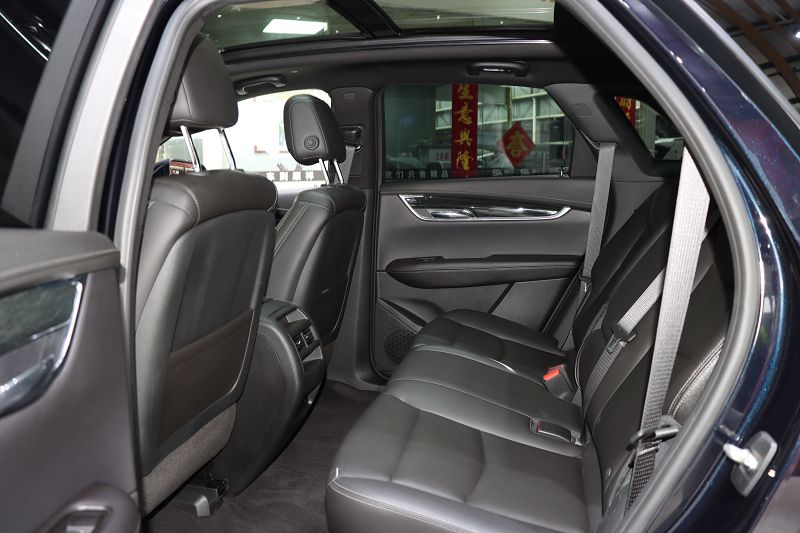 凯迪拉克XT5 2022款 2.0T 两驱豪华型 国VI