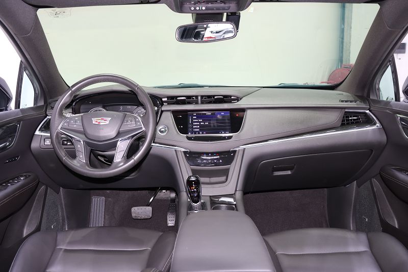 凯迪拉克XT5 2022款 2.0T 两驱豪华型 国VI