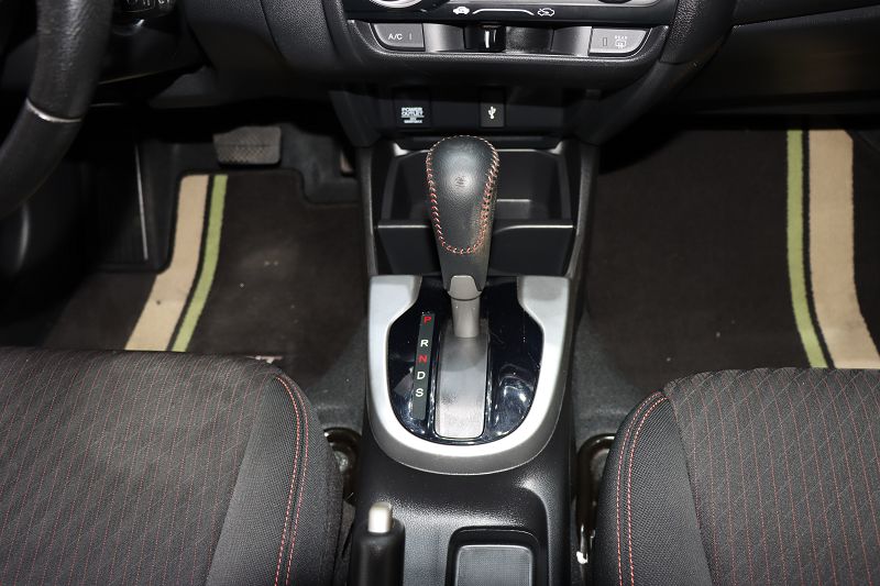 本田 飞度 2018款 1.5L CVT潮跑+版