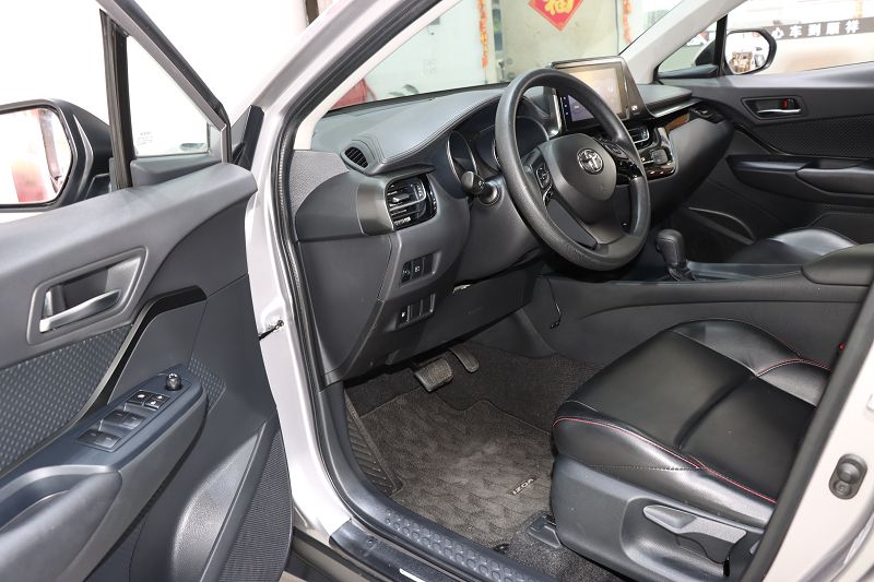 丰田奕泽IZOA 2021款 2.0L 奕动版