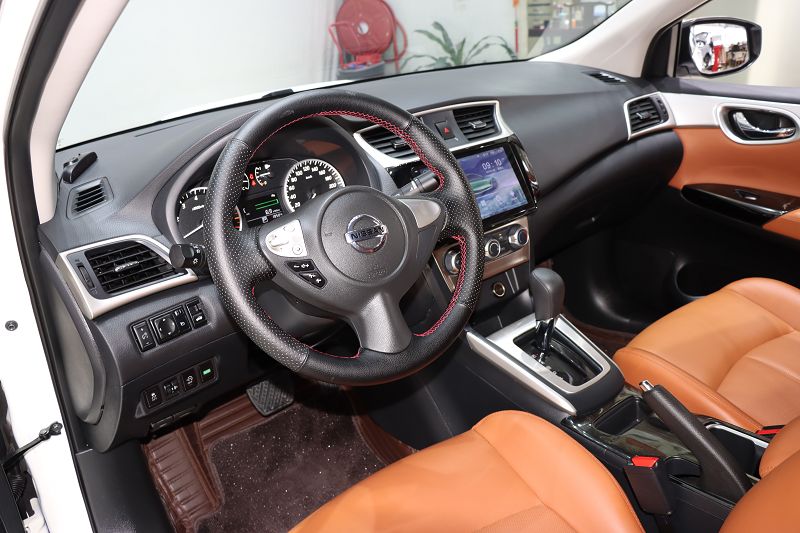 日产 轩逸 2024款 改款 经典 1.6XE CVT舒适版