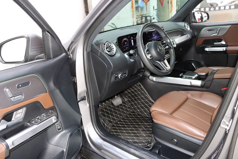 奔驰GLB级 2022款 GLB 200 时尚型