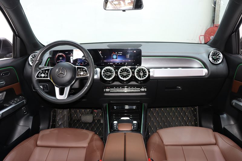 奔驰GLB级 2022款 GLB 200 时尚型