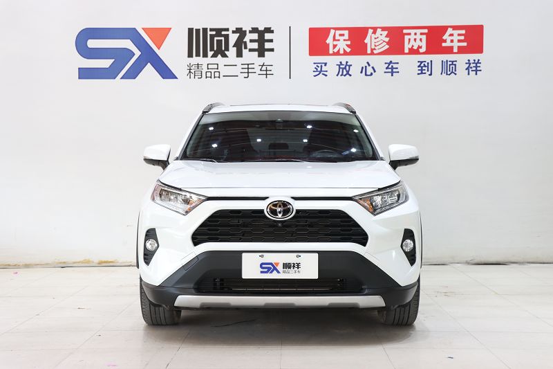 丰田 RAV4荣放 2022款 2.0L CVT两驱风尚版