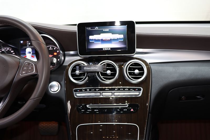 奔驰GLC级 2017款 GLC 260 4MATIC 动感型