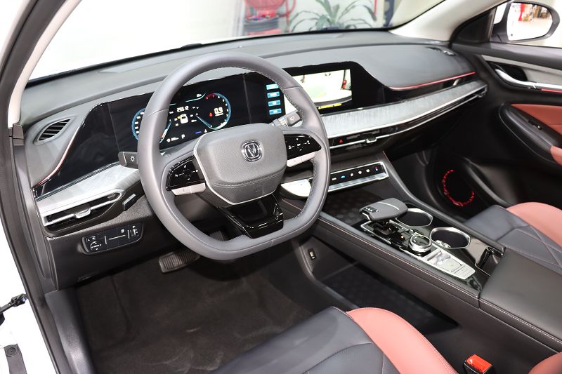 长安 逸动 2023款 畅享版 PLUS 蓝鲸NE 1.4T GDI DCT尊贵版