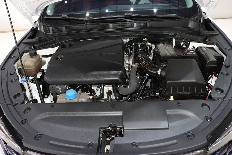 长安 逸动 2023款 畅享版 PLUS 蓝鲸NE 1.4T GDI DCT尊贵版