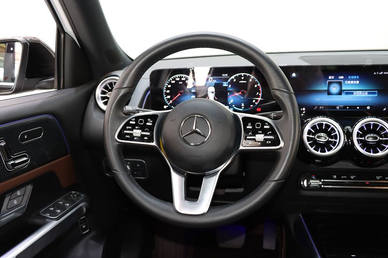 奔驰GLB级 2022款 GLB 220 时尚型