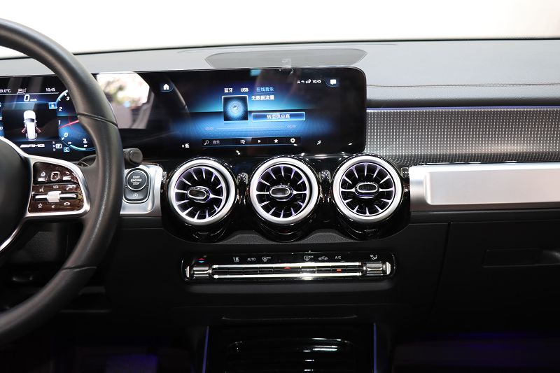 奔驰GLB级 2022款 GLB 220 时尚型