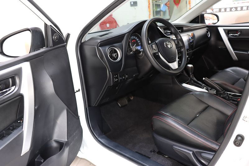 丰田 雷凌 2018款 185T CVT豪华版