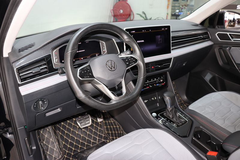 大众 途观X 2021款 330TSI 两驱旗舰版