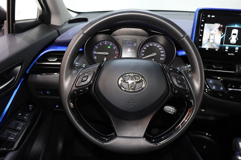 丰田C-HR 2021款 2.0L 豪华版