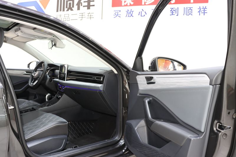 大众 速腾 2023款 300TSI DSG超越版