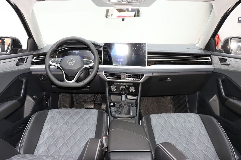 大众 速腾 2023款 300TSI DSG超越版