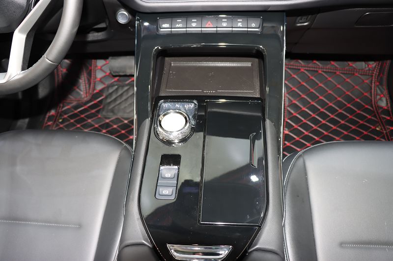 哈弗H6 2022款 第三代 1.5T 自动两驱Max