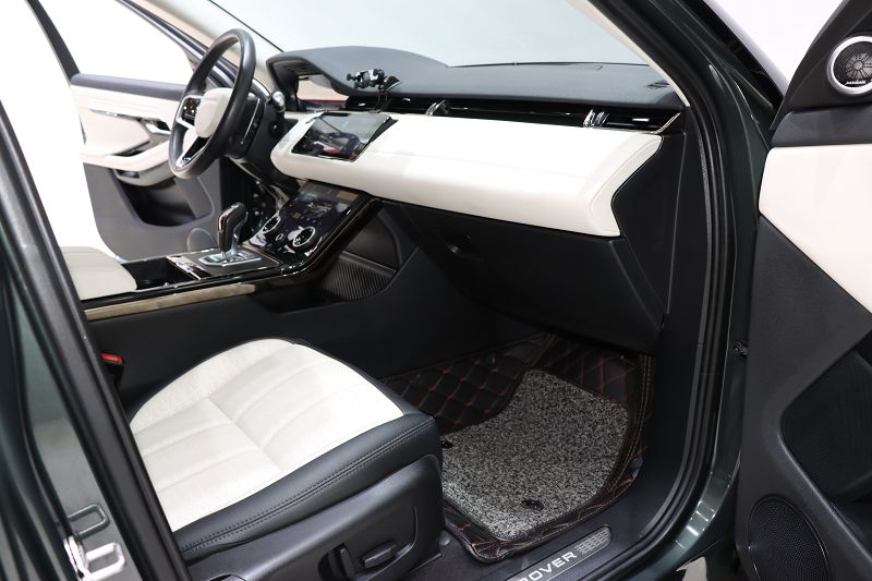 路虎 揽胜极光 2021款 极光L 249PS R-Dynamic First edition 首发版