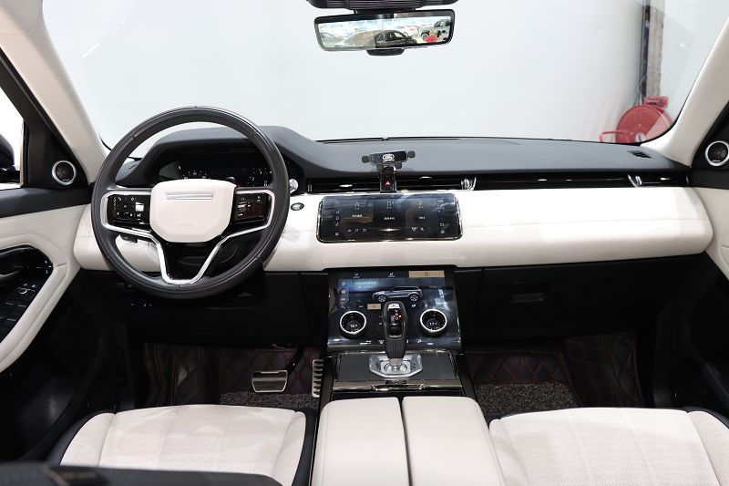 路虎 揽胜极光 2021款 极光L 249PS R-Dynamic First edition 首发版