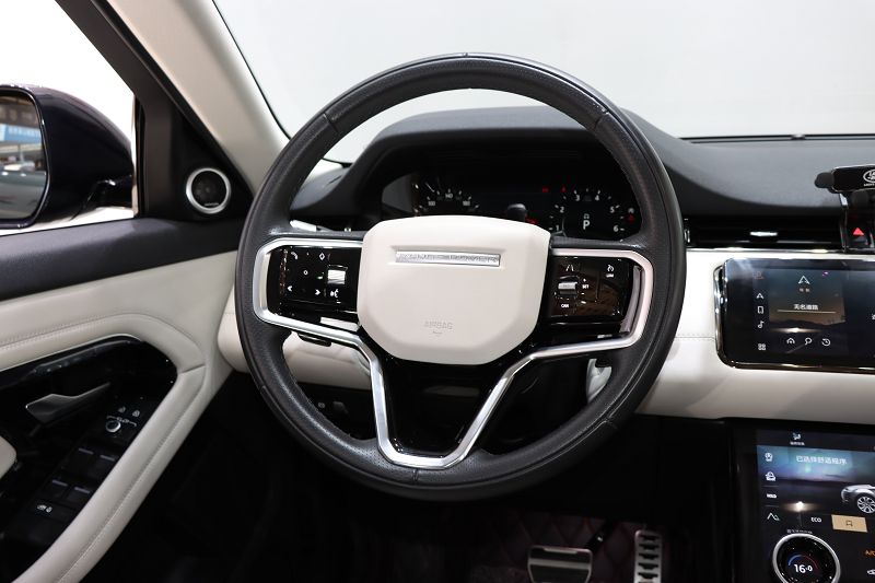 路虎 揽胜极光 2021款 极光L 249PS R-Dynamic First edition 首发版