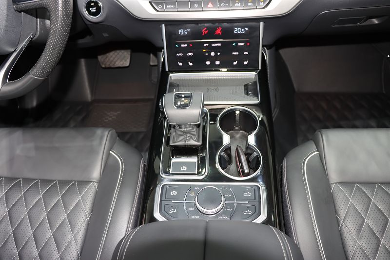 红旗HS7 2019款 3.0T 自动四驱智联旗畅版