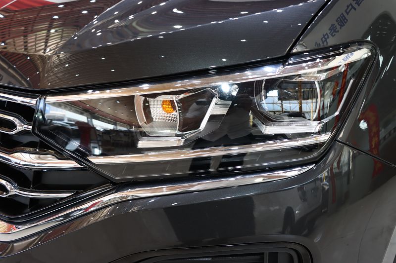 大众 探岳 2021款 330TSI 两驱30周年纪念版