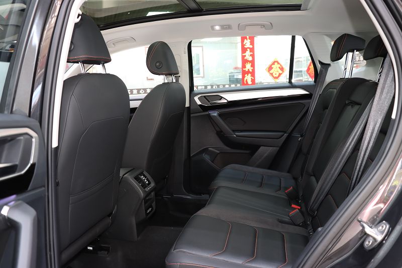 大众 探岳 2021款 330TSI 两驱30周年纪念版