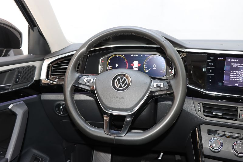 大众 探岳 2021款 330TSI 两驱30周年纪念版