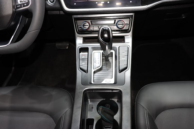 吉利汽车 帝豪GL 2021款 UP 1.4T CVT领尚型 国VI