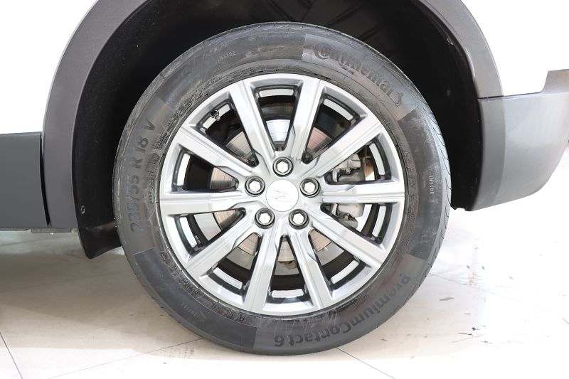 凯迪拉克XT4 2018款 28T 两驱领先型