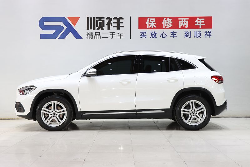 奔驰GLA级 2022款 改款二 GLA 200