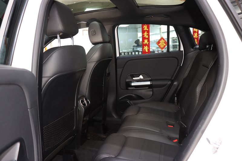 奔驰GLA级 2022款 改款二 GLA 200