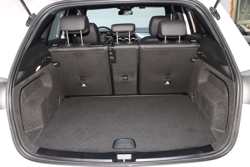 奔驰GLA级 2022款 改款二 GLA 200