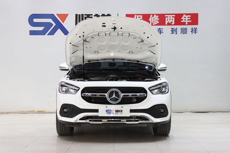 奔驰GLA级 2022款 改款二 GLA 200