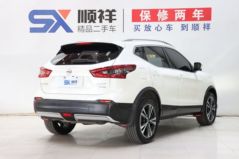 日产 逍客 19款 2.0L CVT豪华