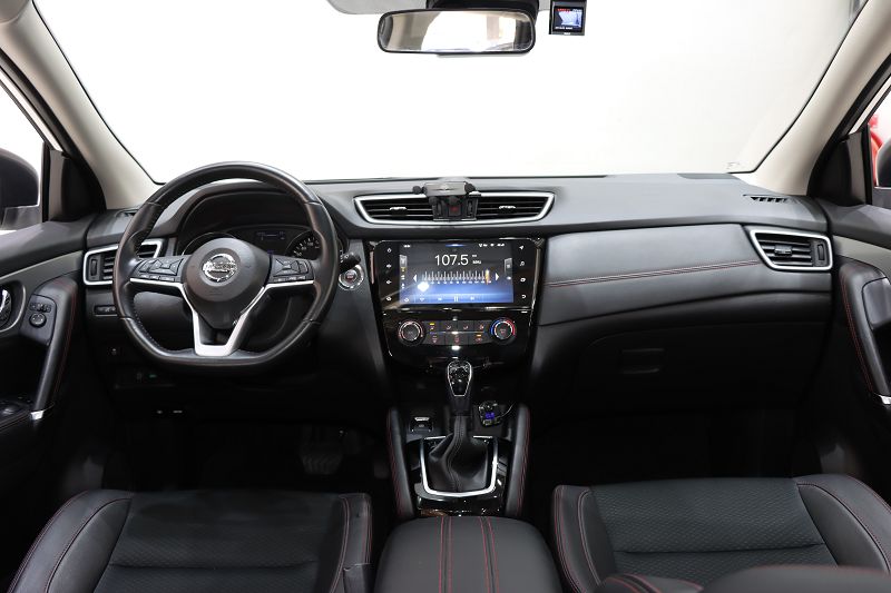 日产 逍客 19款 2.0L CVT豪华