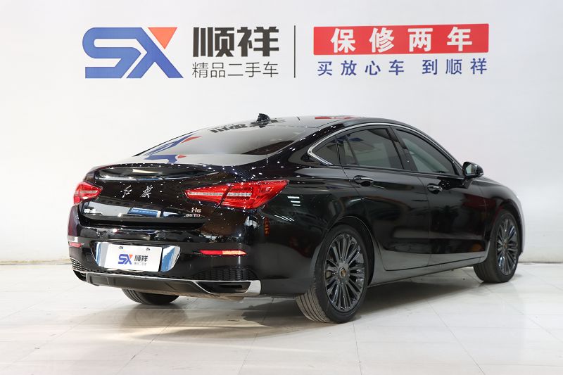红旗H5 2020款 1.8T 自动智联旗畅版