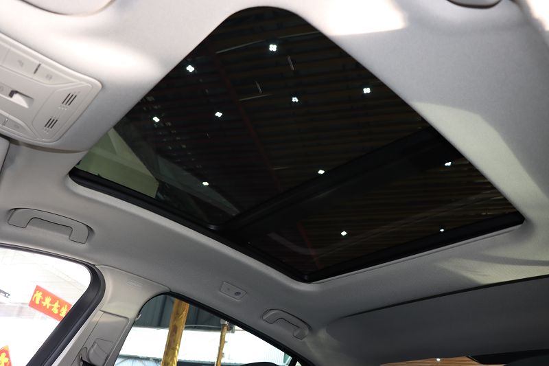 红旗H5 2020款 1.8T 自动智联旗畅版