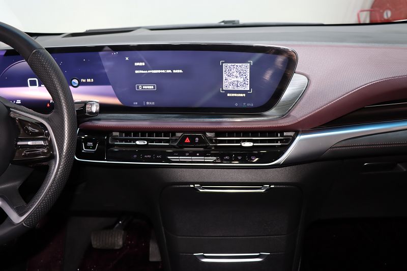 别克 世纪 2023款 2.0T 七座蕴世版