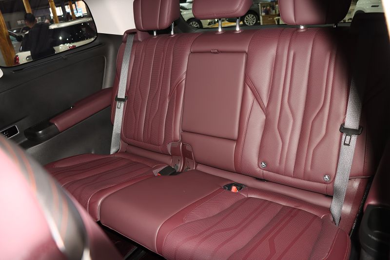 别克 世纪 2023款 2.0T 七座蕴世版